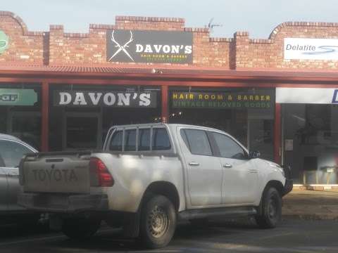 Photo: Davons Hair Room & Barber - Vintage Store